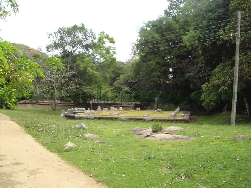 Uposathagharaya and the Image House at a distance.Hattikuchchi Viharaya