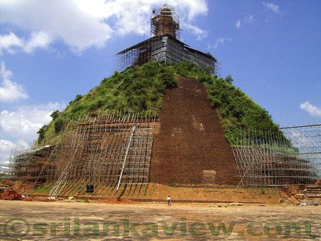 Abayagiriya Dagoba - Stupa