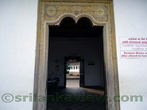 Dambulla Temple Rock Stepway surroundings
