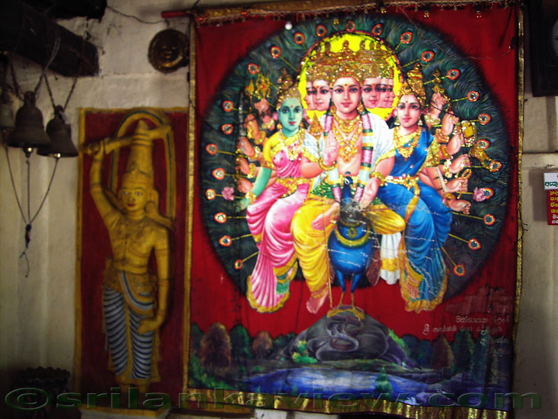 Embekke Devalaya, Kandy