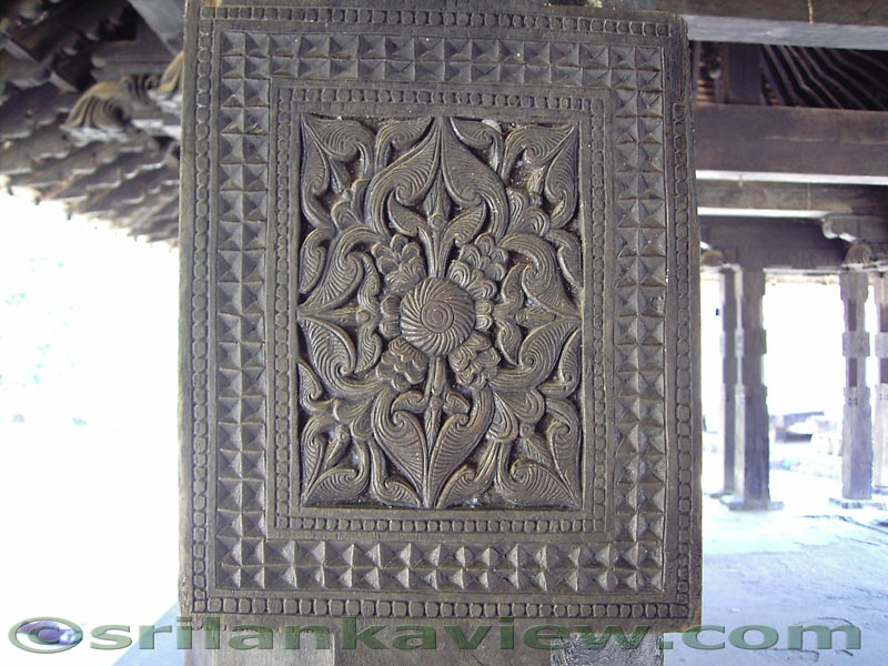 Embekke Devalaya, Kandy