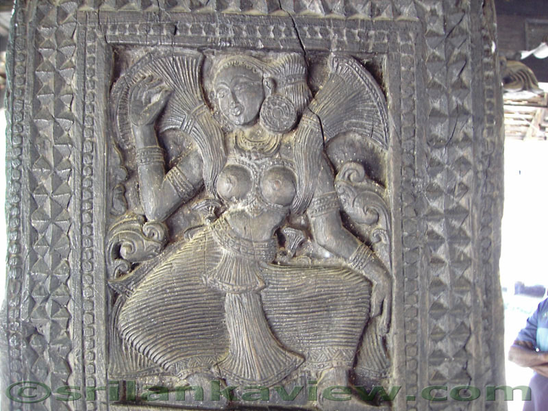 Embekke Devalaya, Kandy