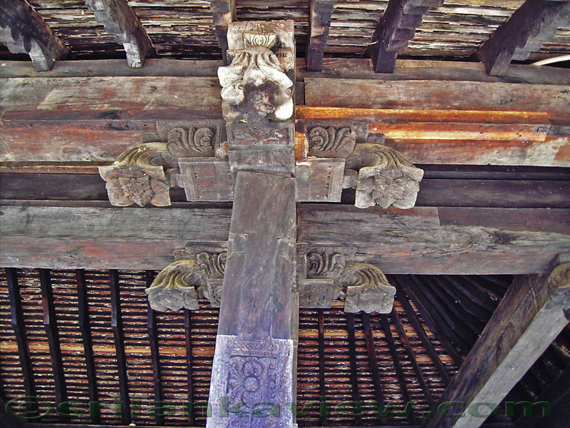 Embekke Devalaya, Kandy
