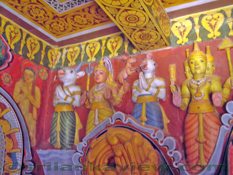 Embekke Devalaya, Kandy