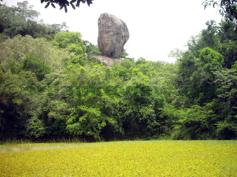 The Balancing Rock Boulder - closeup image.Hattikuchchi Viharaya
