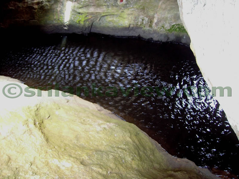 The Ira Handa nodakina Pokuna at upper Cave complex.