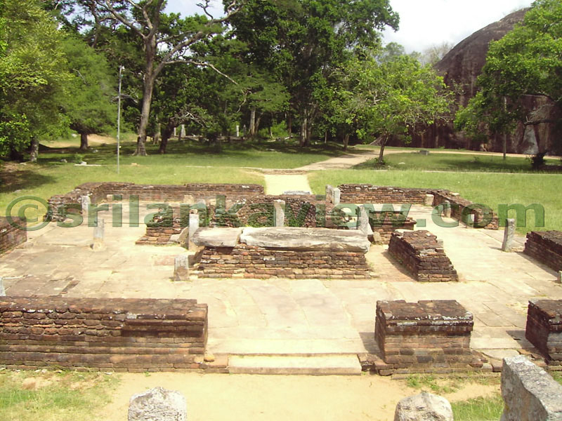 The Bodhigaraya seen from Vatadagaya maluwa.