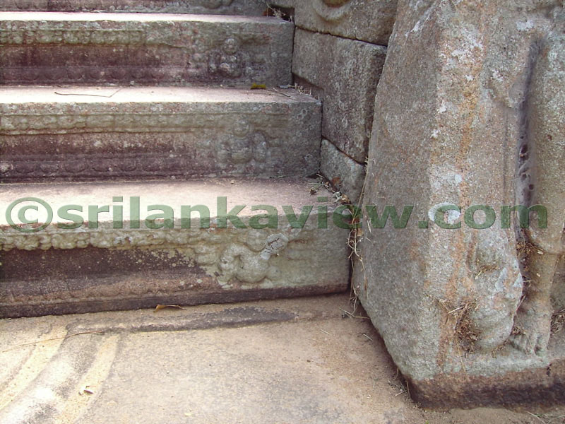 Bahirava figures on stone steps, Chapter House.