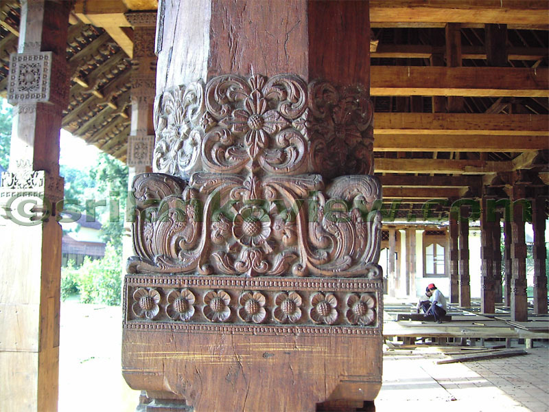 Close up of a Timber column design, Audience Hall, Kandy.