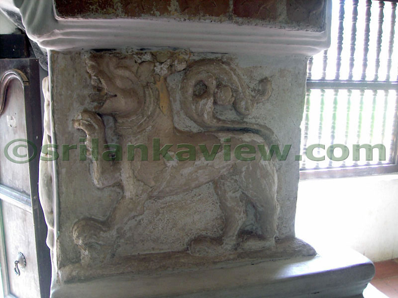 Lion design on wall.