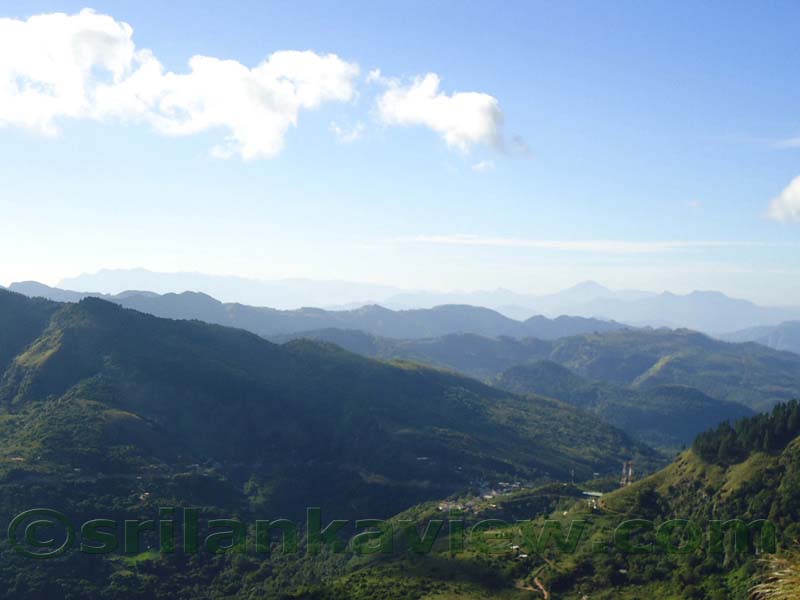 Along the route to  Deanston Mini World's End from Teldeniya