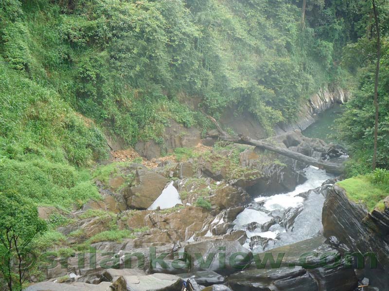 Along the route to Hulu Ganga from  Kandy