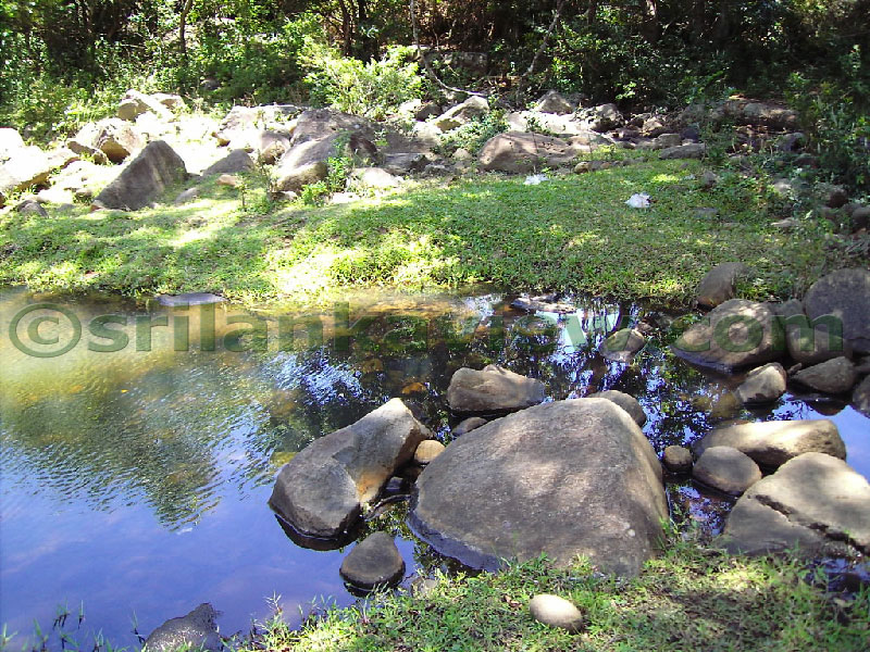 Approaching Matale from Kandy Motor way.