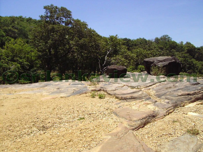 Approaching Matale from Kandy Motor way.