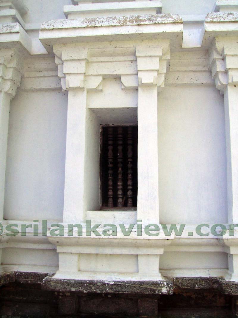 Lankatilaka temple  