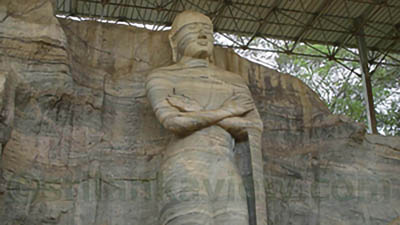 Gal Viharaya standing buddha statue