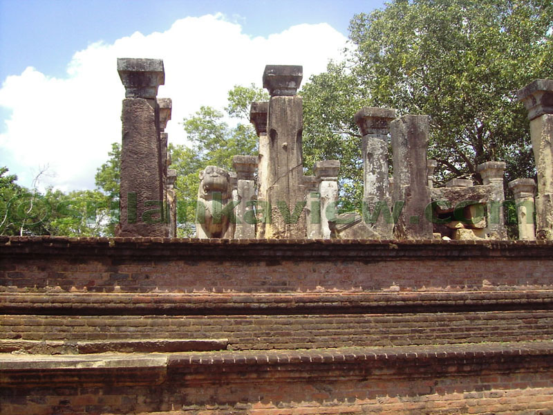 The raised platfoam at Nissankamalla Council Chamber,Polonnaruwa