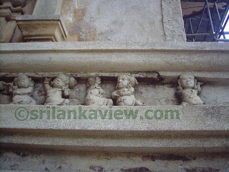 Smiling Ganas at Tivanka Pilimage, Polonnaruwa.