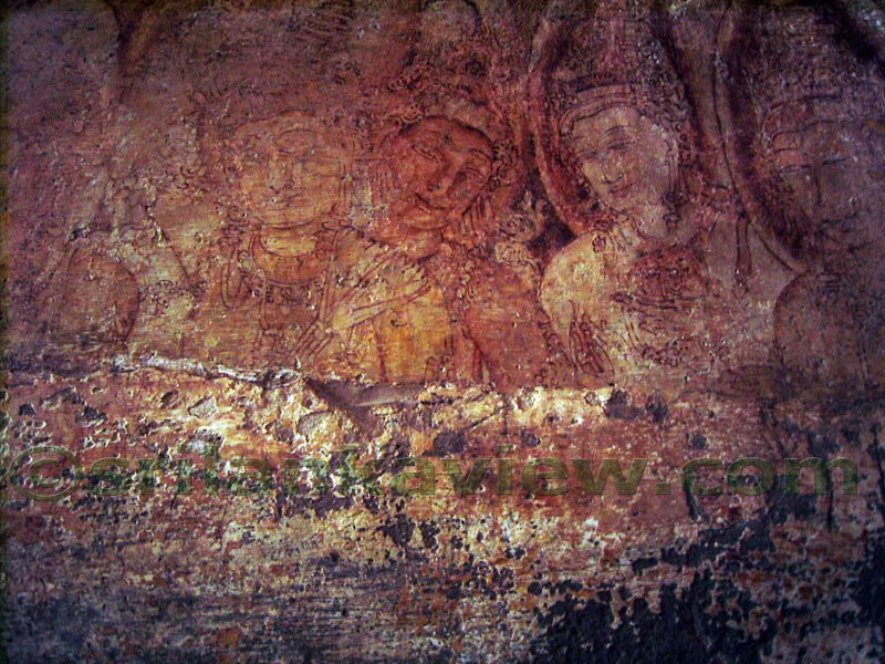 A well preserved wall painting at Tivanka Pilimage, Polonnaruwa.