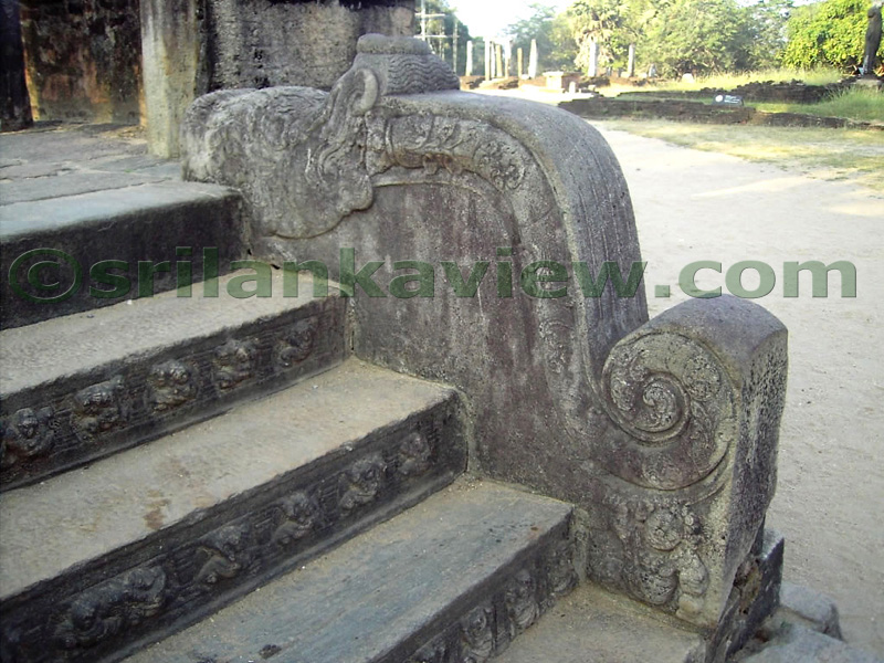 The Dragan Balaustrade at the entrance steps.