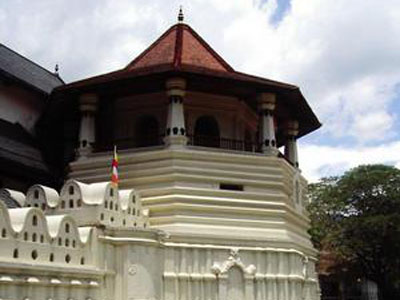 Paththirippuwa of Temple of the Tooth Relic