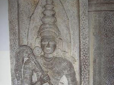 Guardian deity figure at Tunnel (Ambarawa) entrance to Temple of the Tooth Relic Hewisi Mandapaya