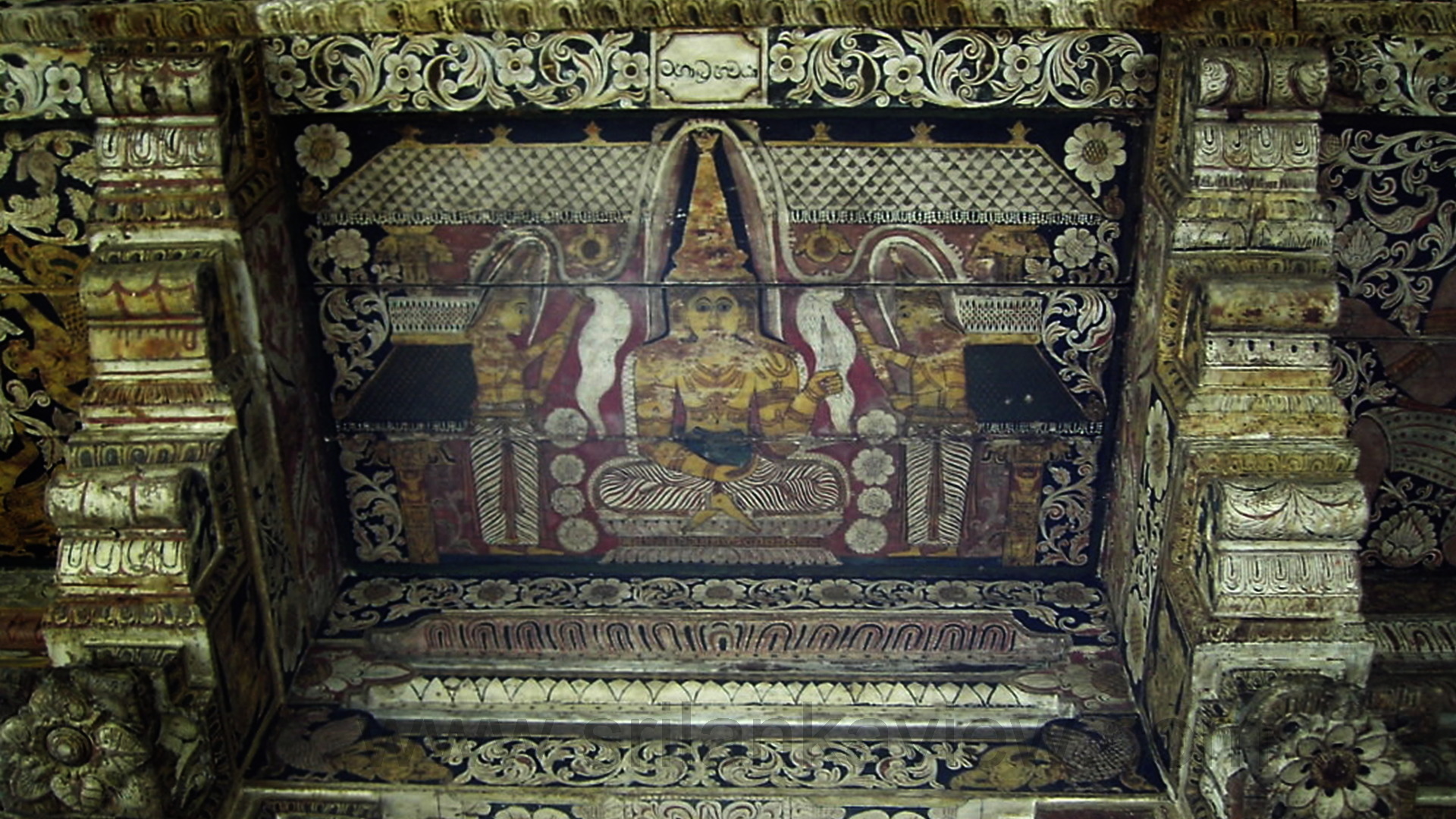 Photograph image of a Painting on wood at the Old Temple structure of Temple of Tooth, Dalada Maligawa