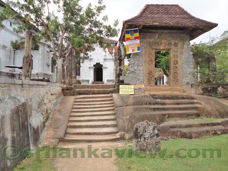 Galapatha Arhat  Maha Kassapa Relic Temple