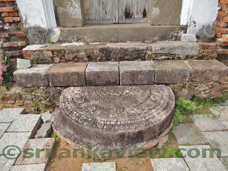 Galapatha Arhat  Maha Kassapa Relic Temple