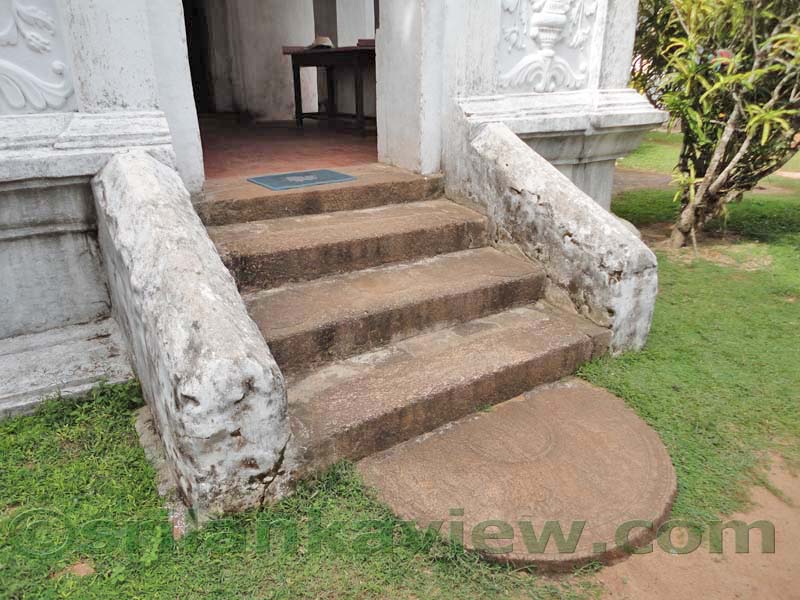 Galapatha Arhat  Maha Kassapa Relic Temple