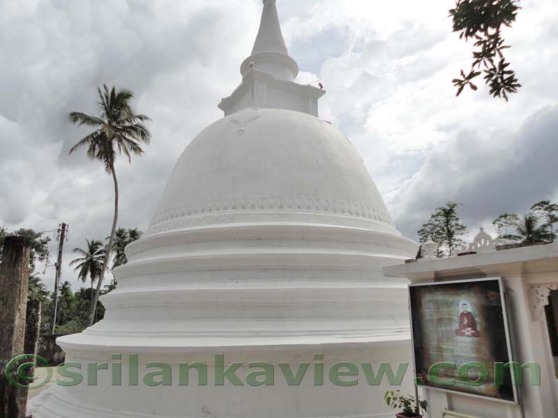 Galapatha Arhat  Maha Kassapa Relic Temple