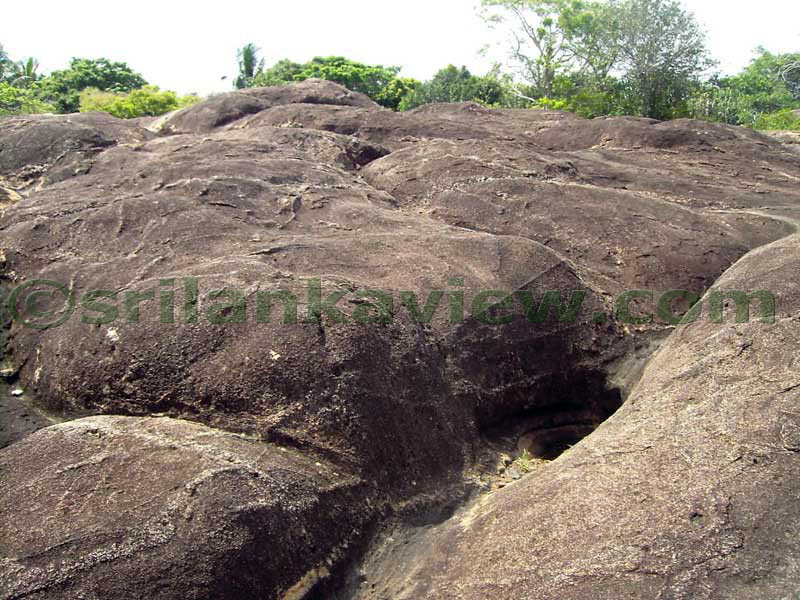 How can this rock get the shape as seen unless there had been a water flow here earlier?